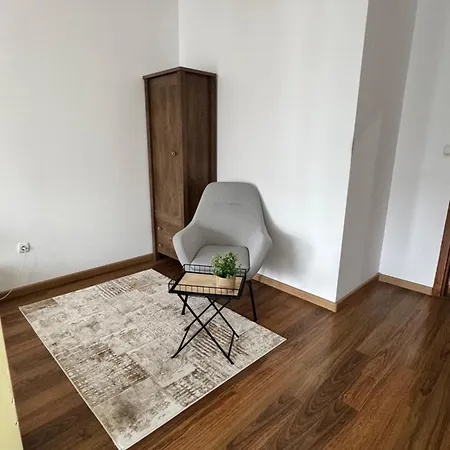 Old Square لوفتش