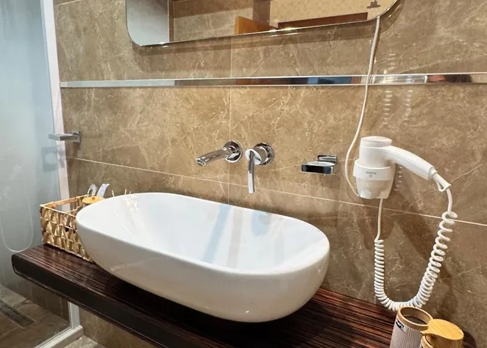 Apartment Old Square